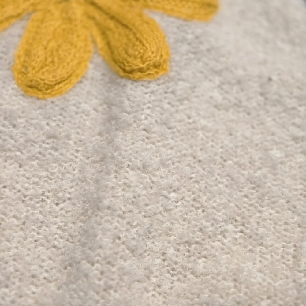 Cream Mock Neck Sweater 3D Flower Applique Knit Top Women's 2XL - Picture 5 of 8